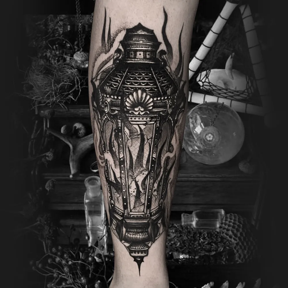 Tatouage réalisé chez Electric Funeral Tattoo — pièce 1