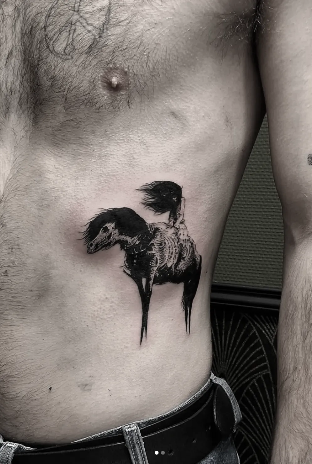 Tatouage réalisé chez Electric Funeral Tattoo — pièce 10